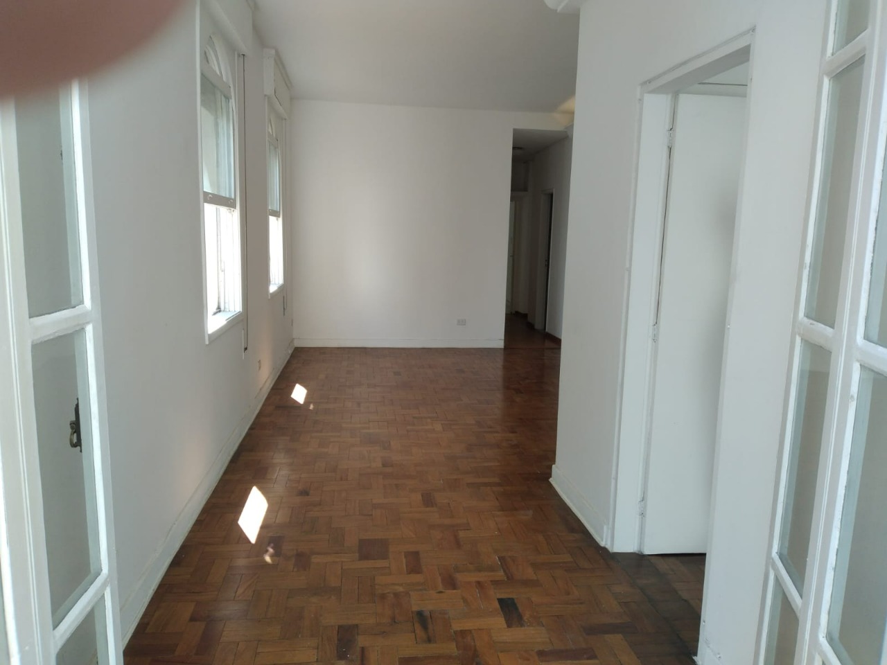 Apartamento para alugar com 2 quartos, 80m² - Foto 6