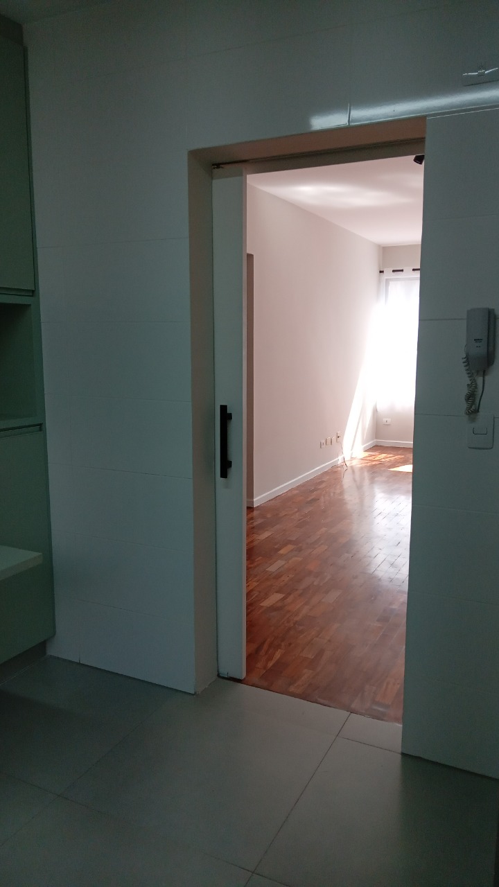 Apartamento para alugar com 3 quartos, 110m² - Foto 45