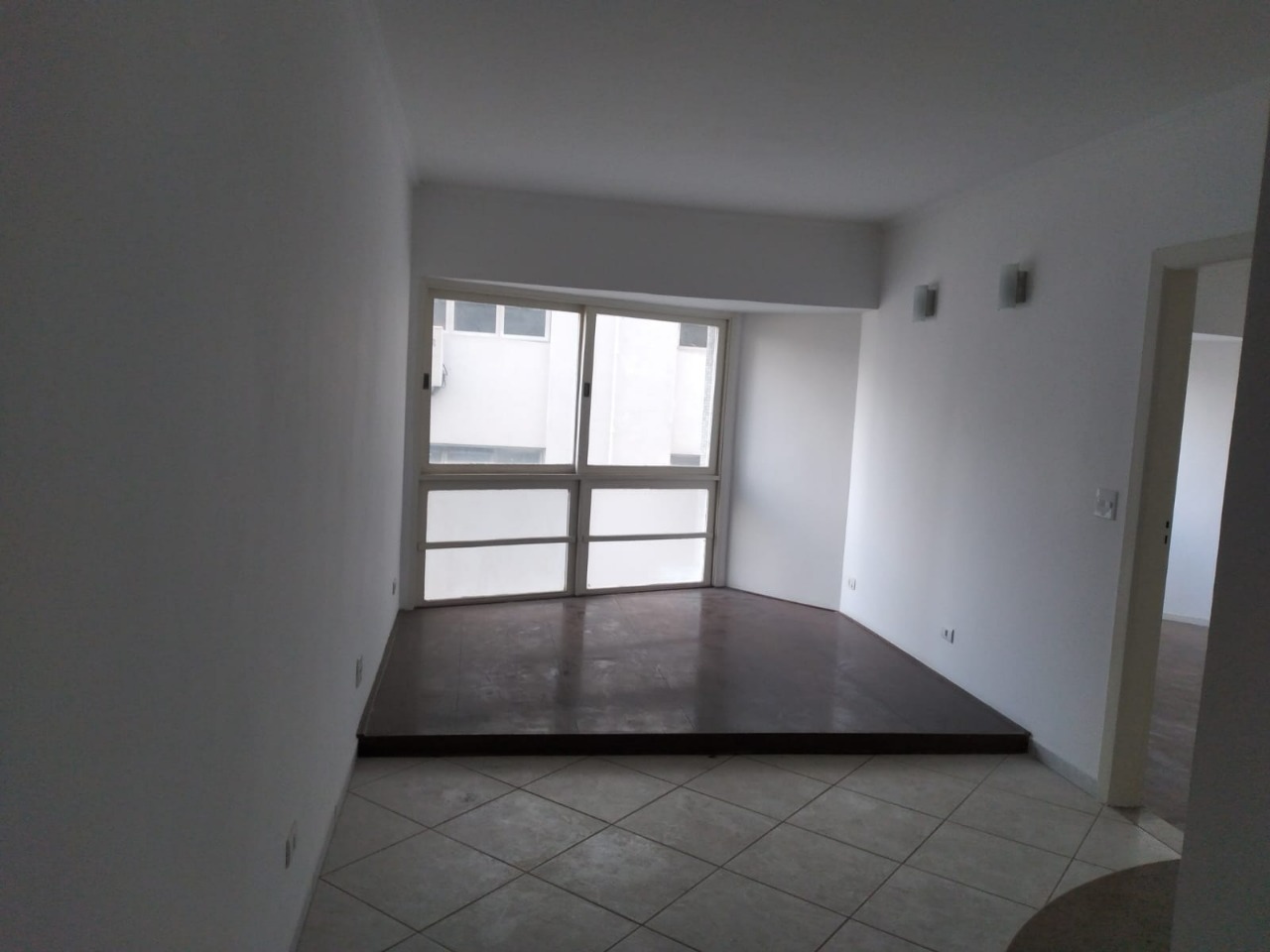 Apartamento à venda com 1 quarto, 50m² - Foto 1