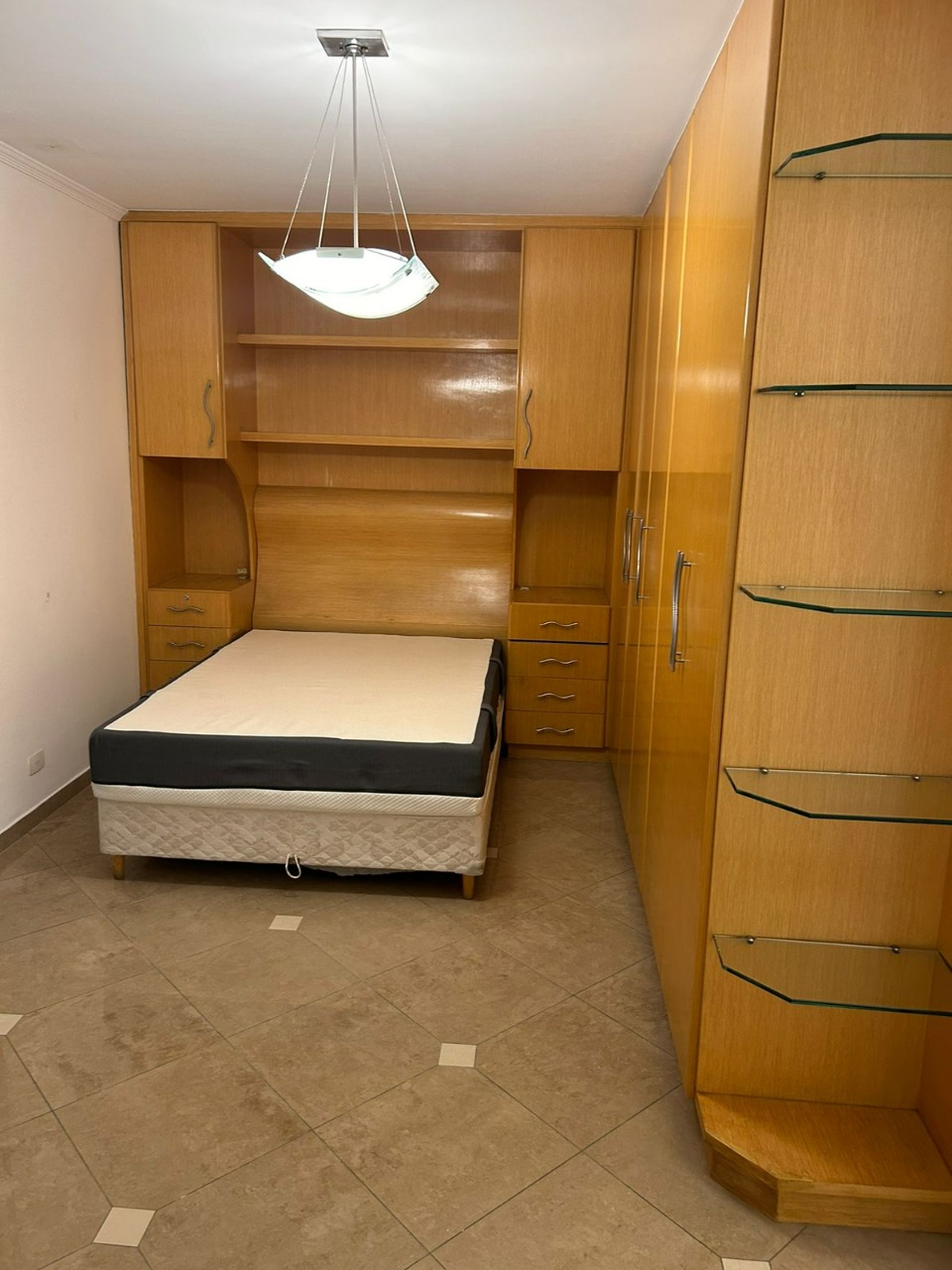 Apartamento para alugar com 3 quartos, 110m² - Foto 10