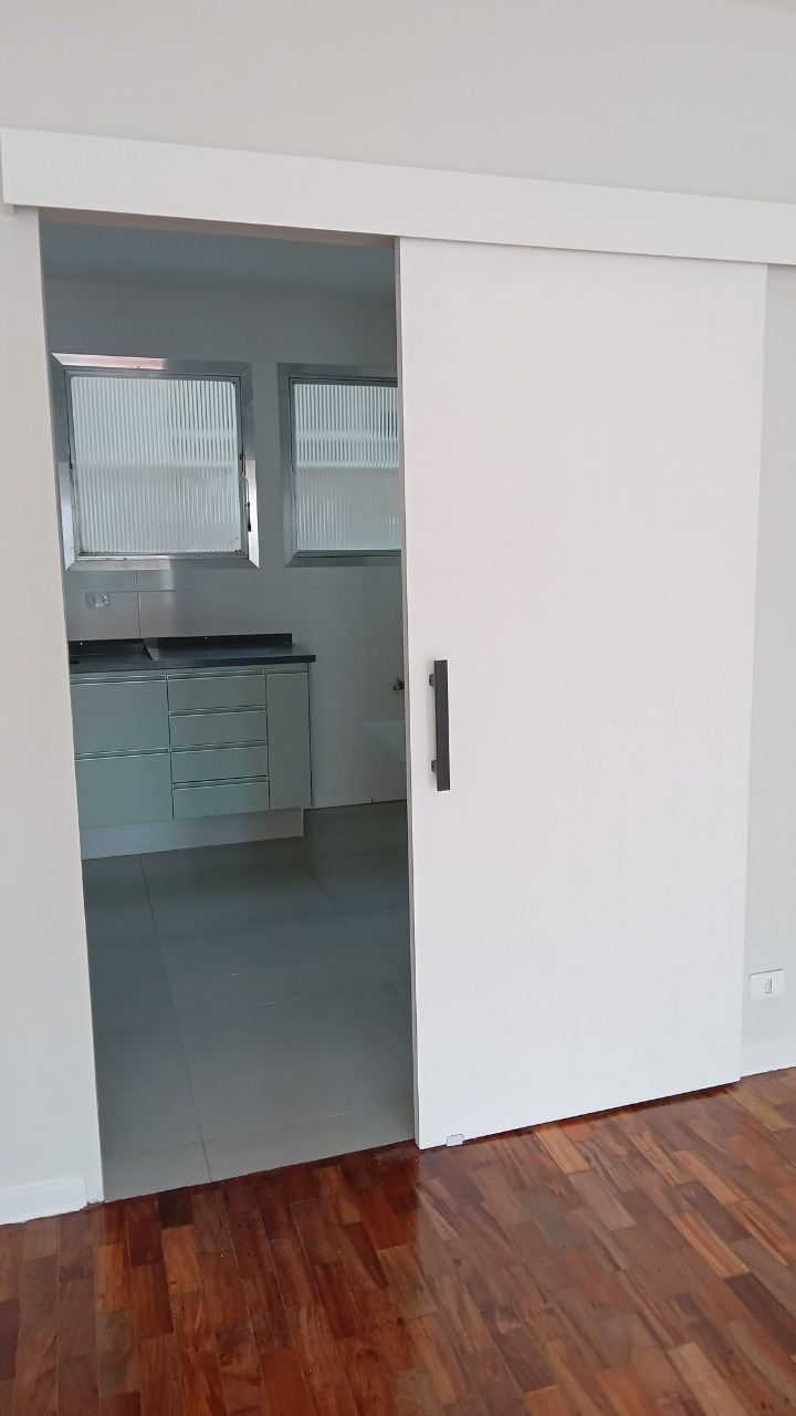 Apartamento para alugar com 3 quartos, 110m² - Foto 28