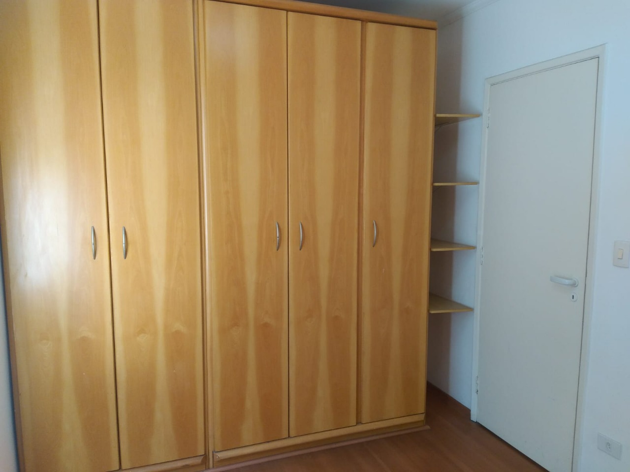 Apartamento para alugar com 2 quartos, 80m² - Foto 11