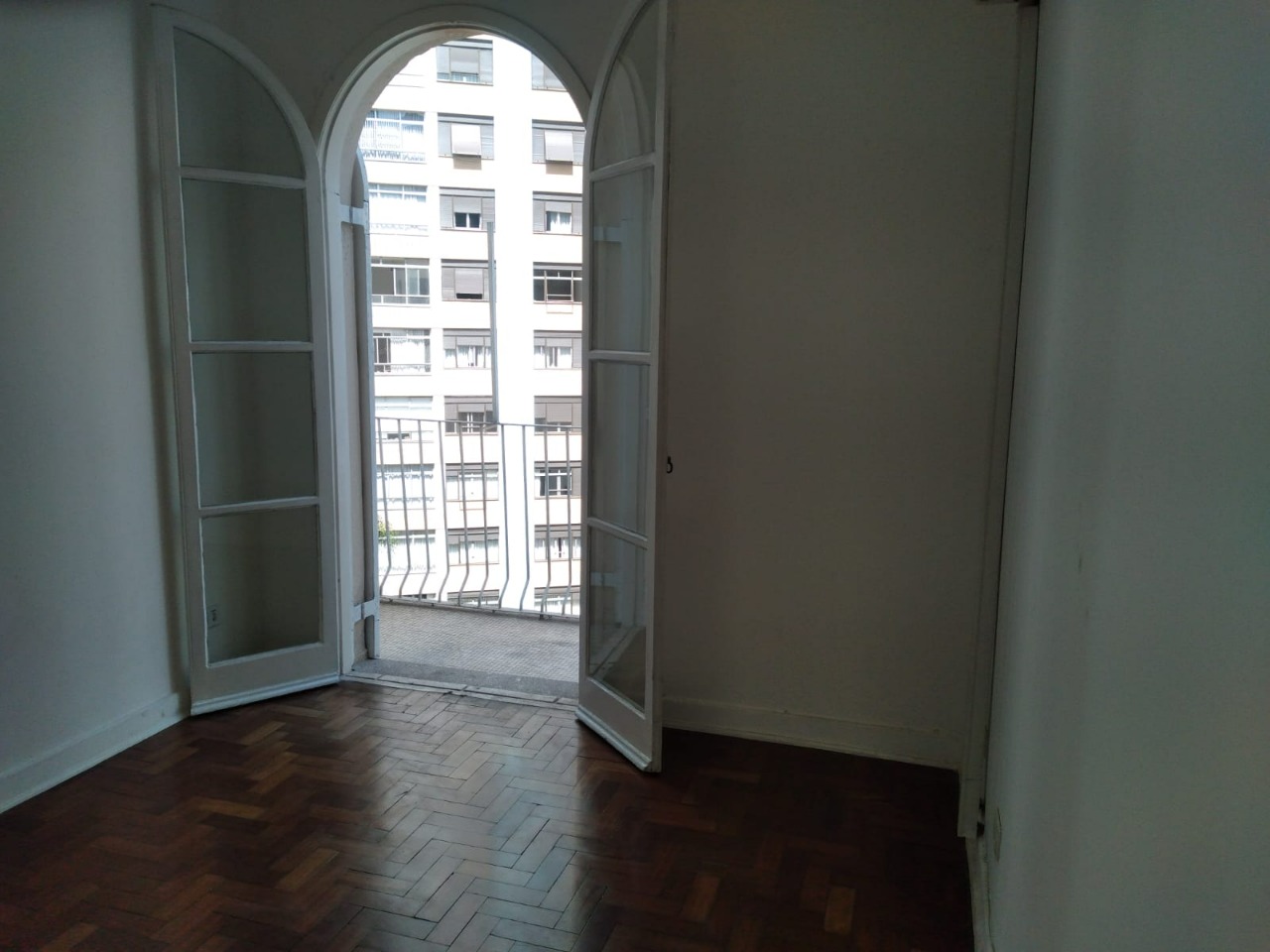 Apartamento para alugar com 2 quartos, 80m² - Foto 20