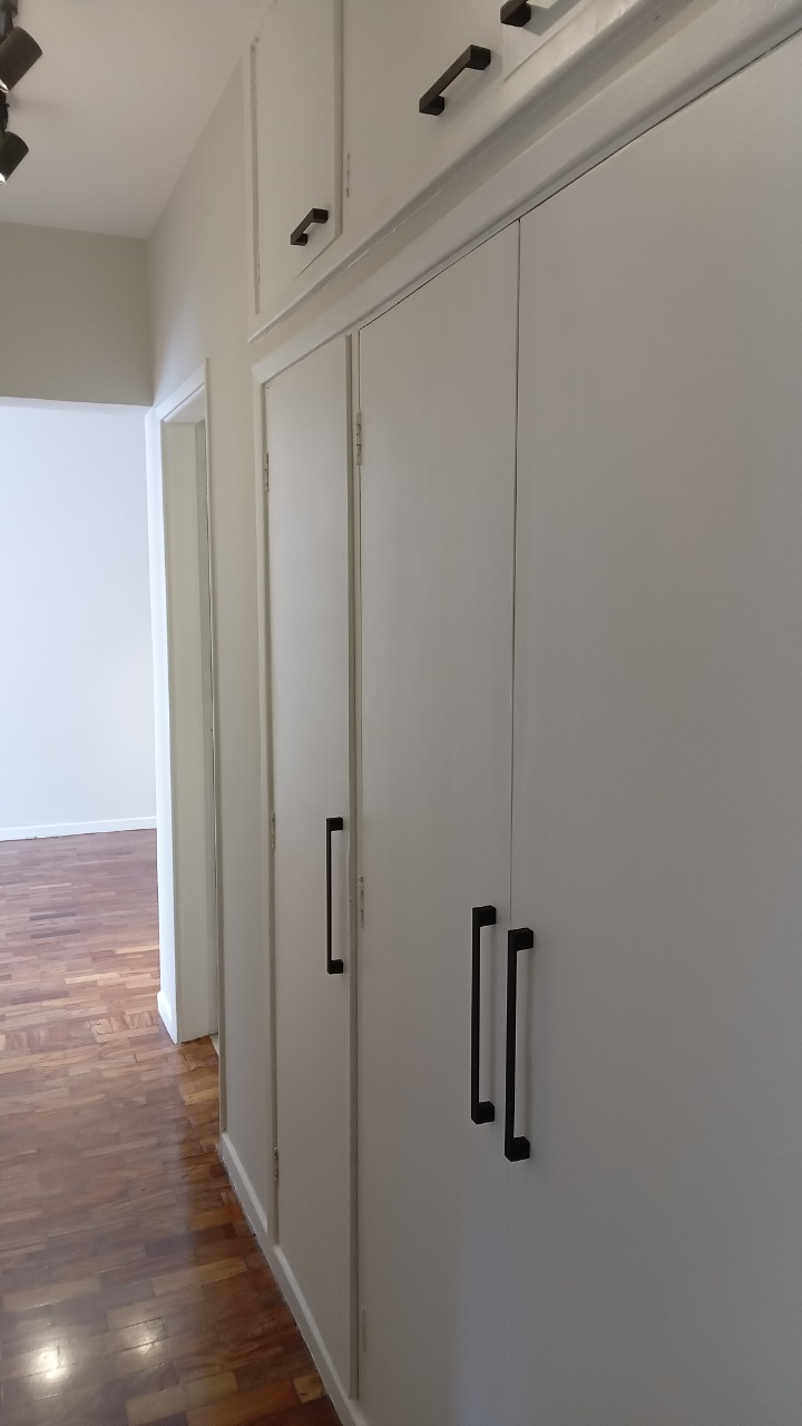 Apartamento para alugar com 3 quartos, 110m² - Foto 12