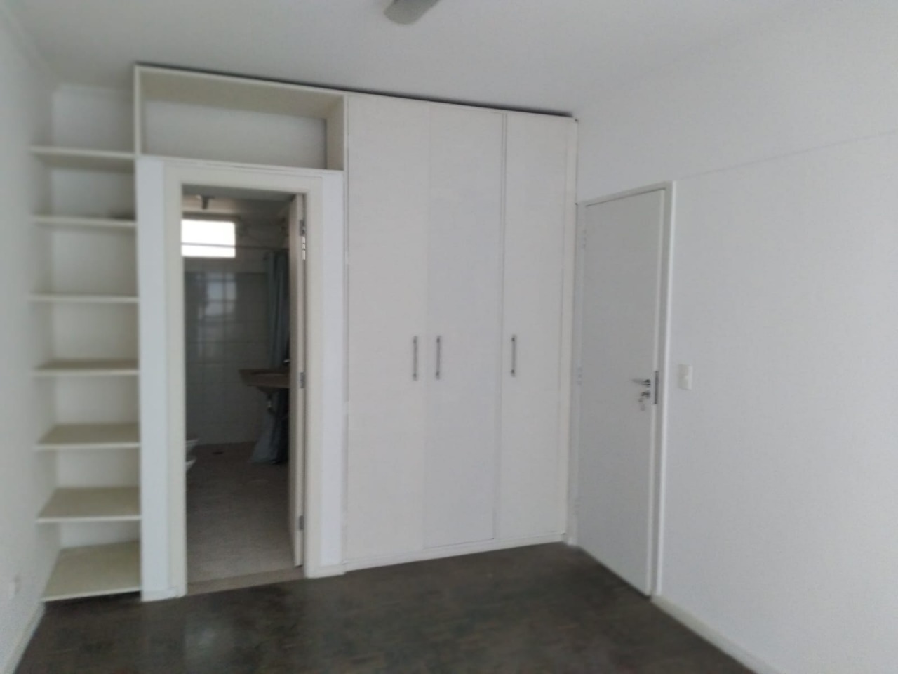 Apartamento à venda com 1 quarto, 50m² - Foto 13