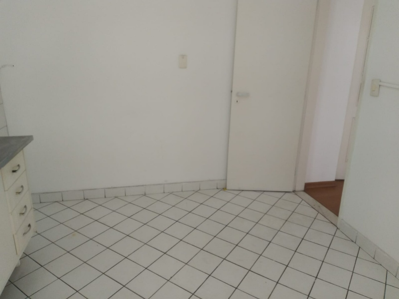 Apartamento para alugar com 2 quartos, 80m² - Foto 27