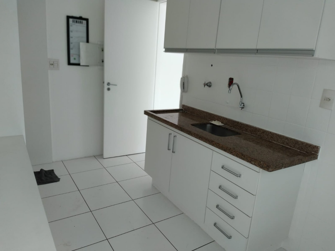 Apartamento para alugar com 2 quartos, 89m² - Foto 9