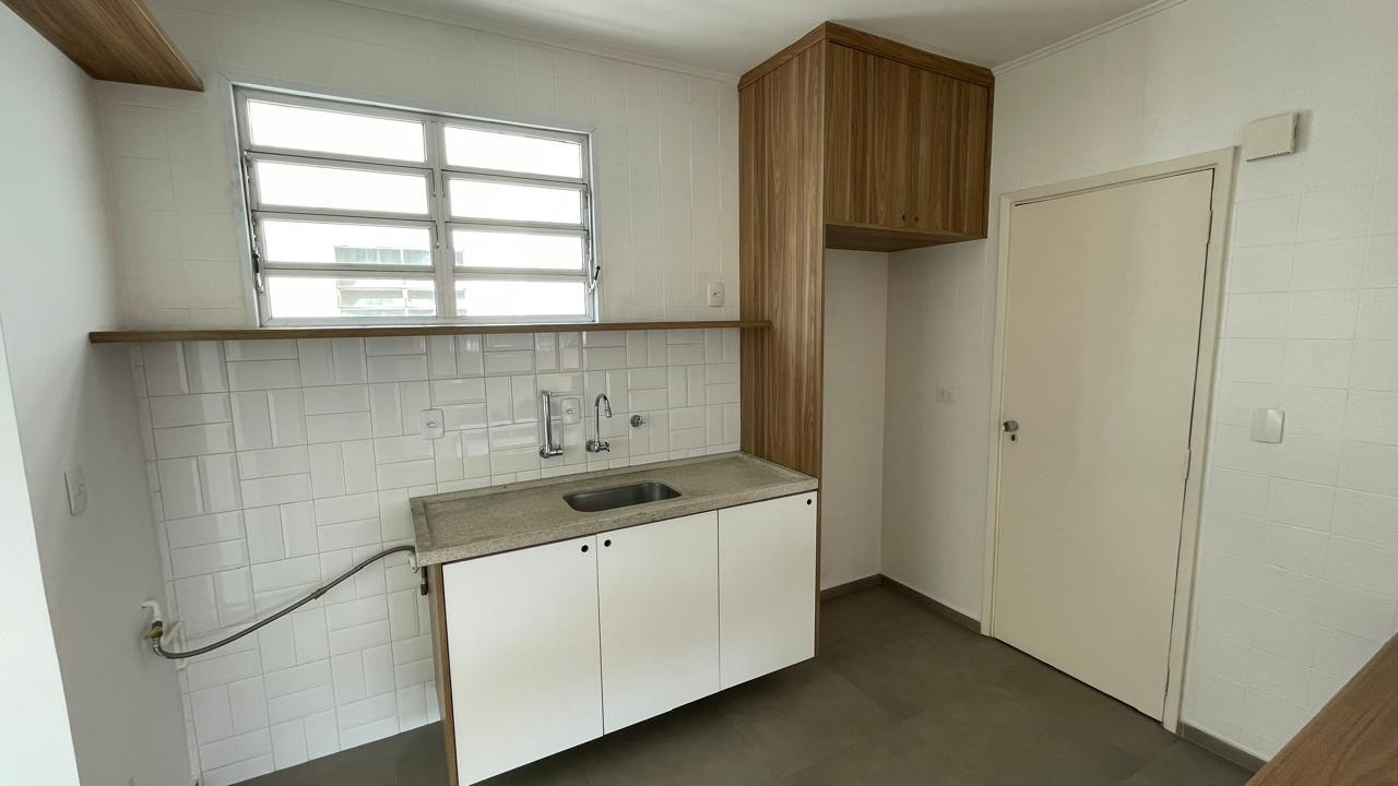 Apartamento para alugar com 2 quartos, 94m² - Foto 11