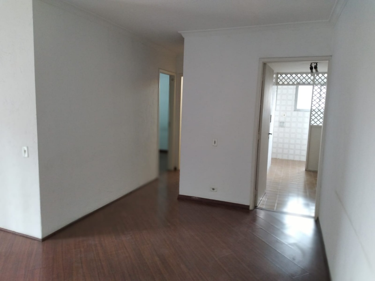 Apartamento à venda com 2 quartos, 58m² - Foto 2