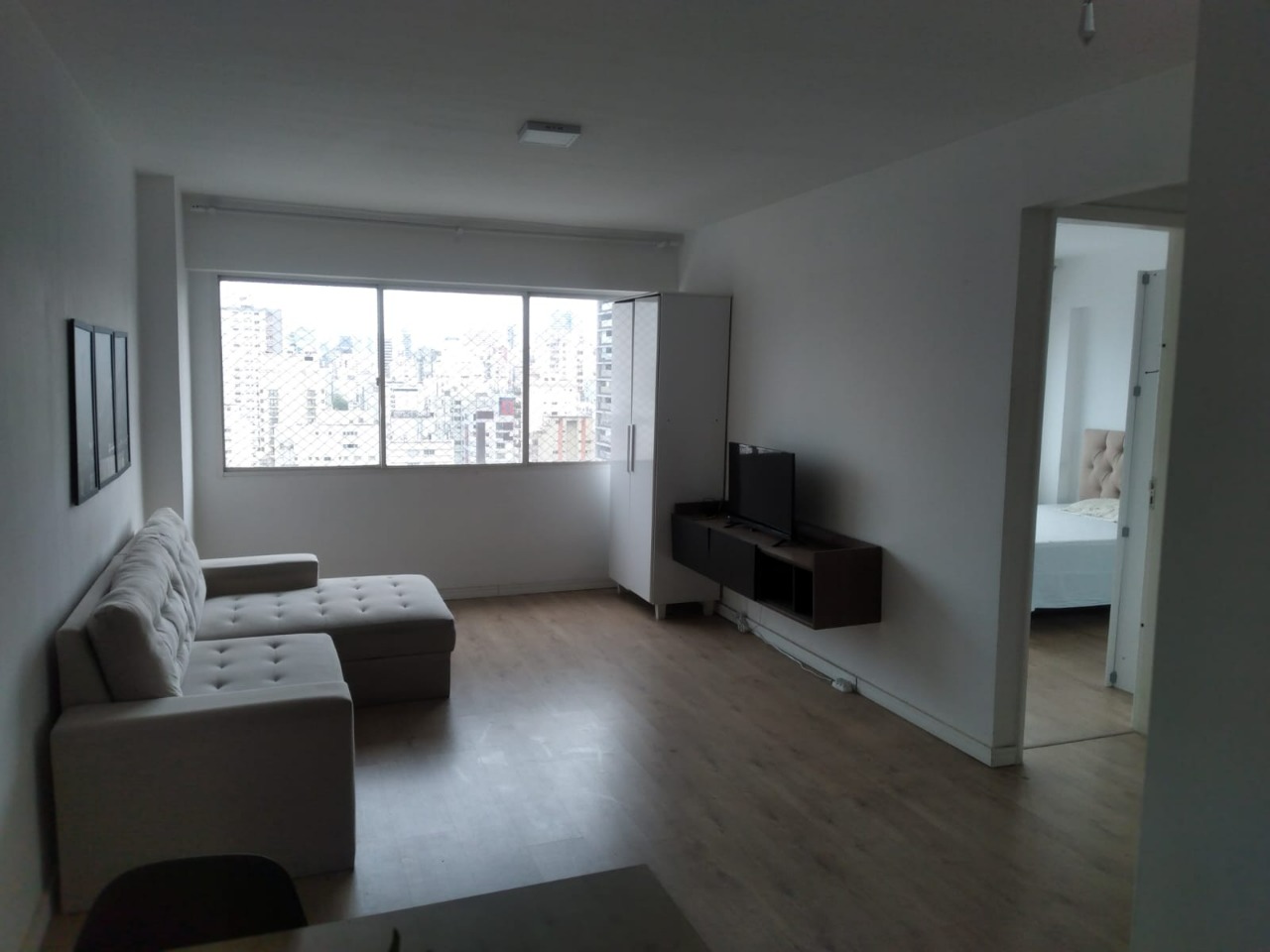 Apartamento para alugar com 1 quarto, 50m² - Foto 2