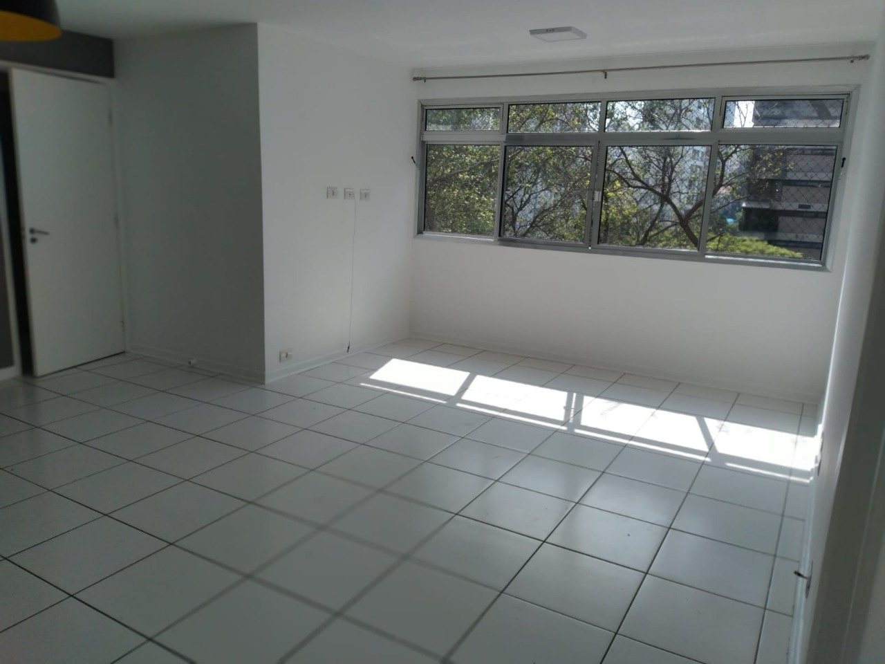 Apartamento para alugar com 2 quartos, 89m² - Foto 5