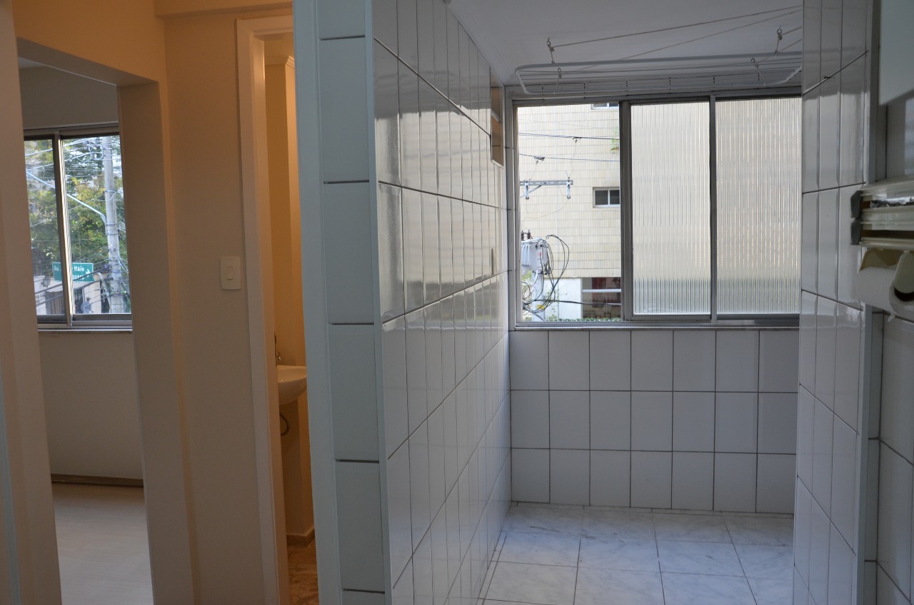 Apartamento à venda com 2 quartos, 77m² - Foto 6