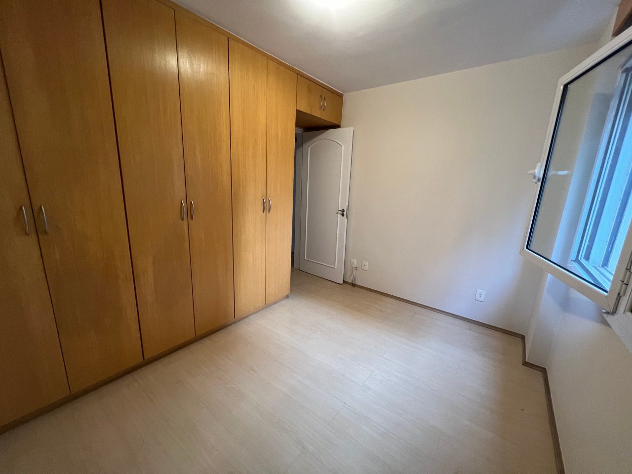 Apartamento à venda com 2 quartos, 77m² - Foto 15