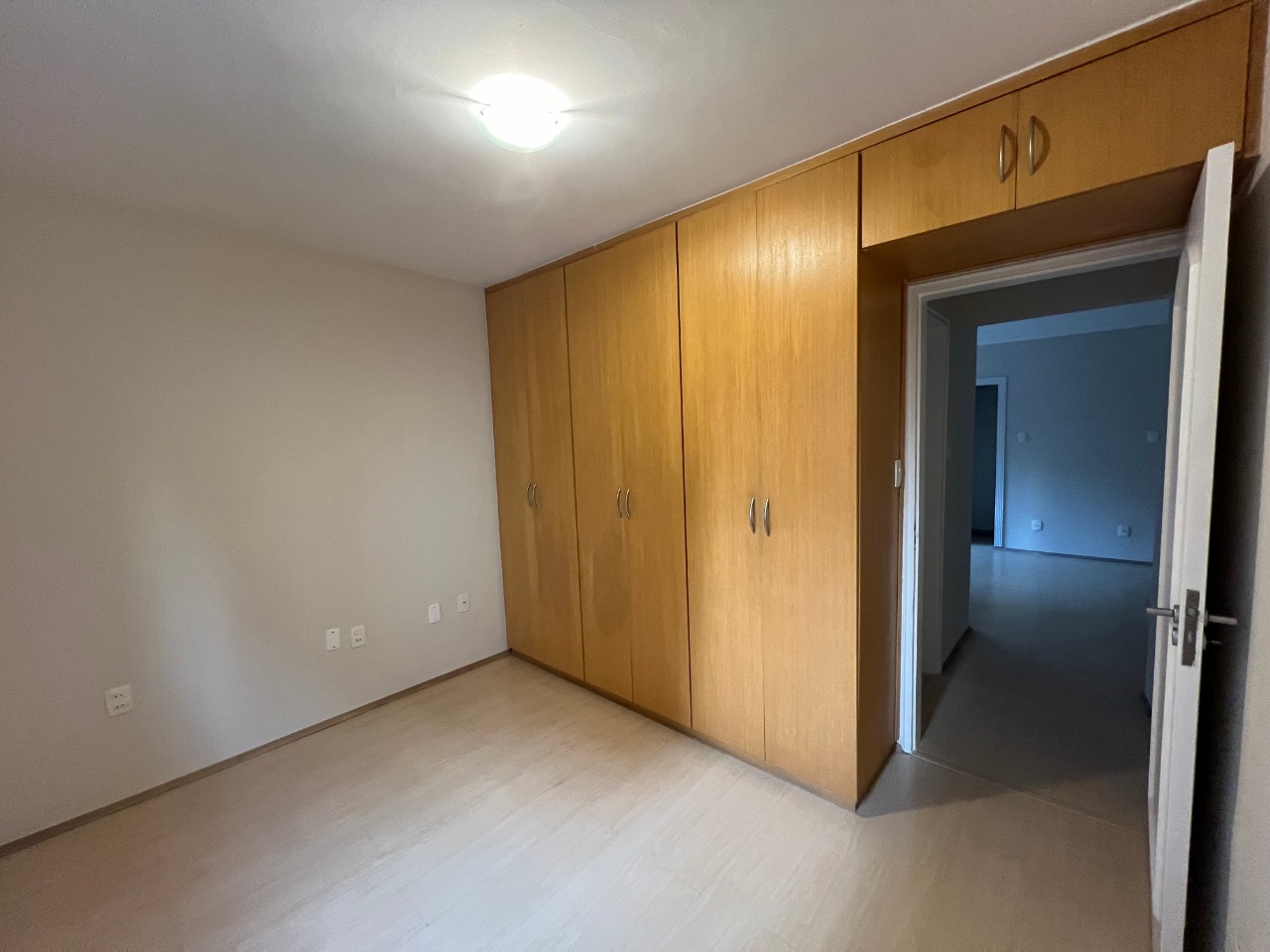 Apartamento à venda com 2 quartos, 77m² - Foto 16