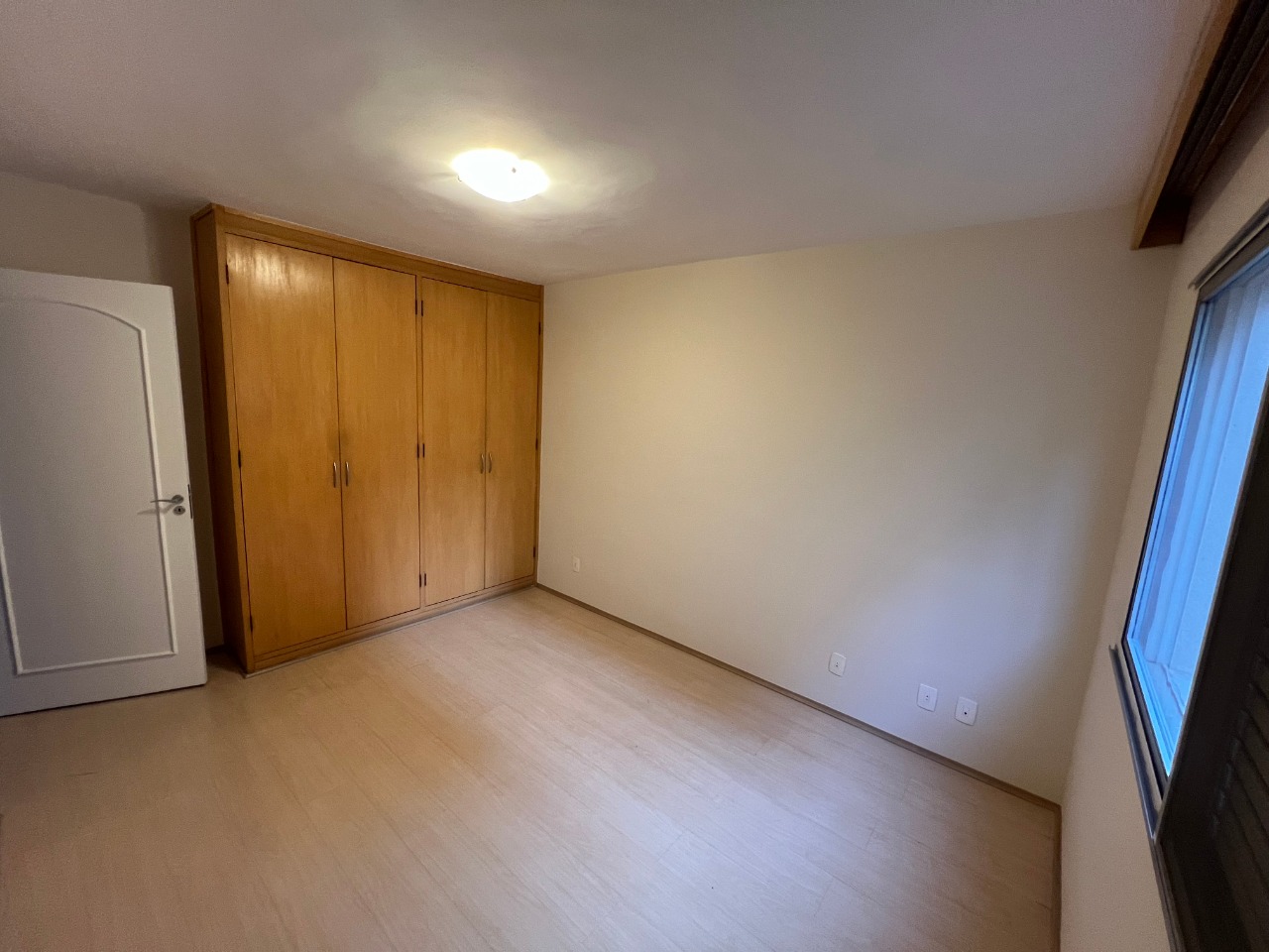 Apartamento à venda com 2 quartos, 77m² - Foto 17