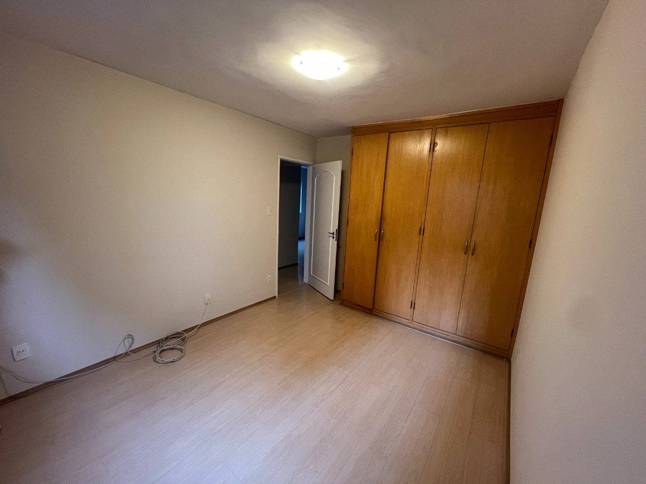 Apartamento à venda com 2 quartos, 77m² - Foto 18