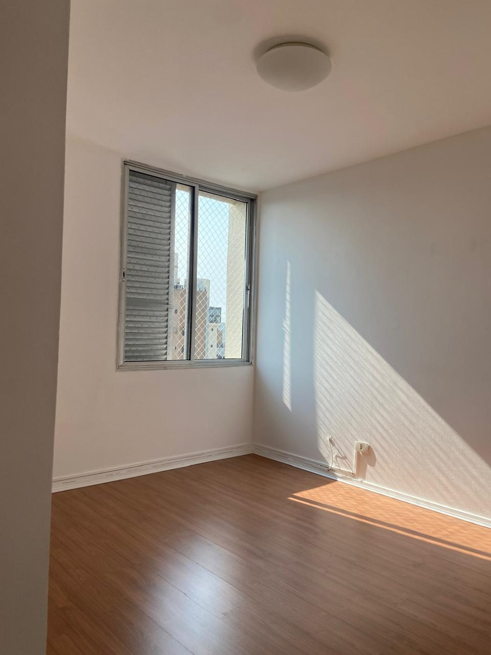 Apartamento para alugar com 3 quartos, 145m² - Foto 11