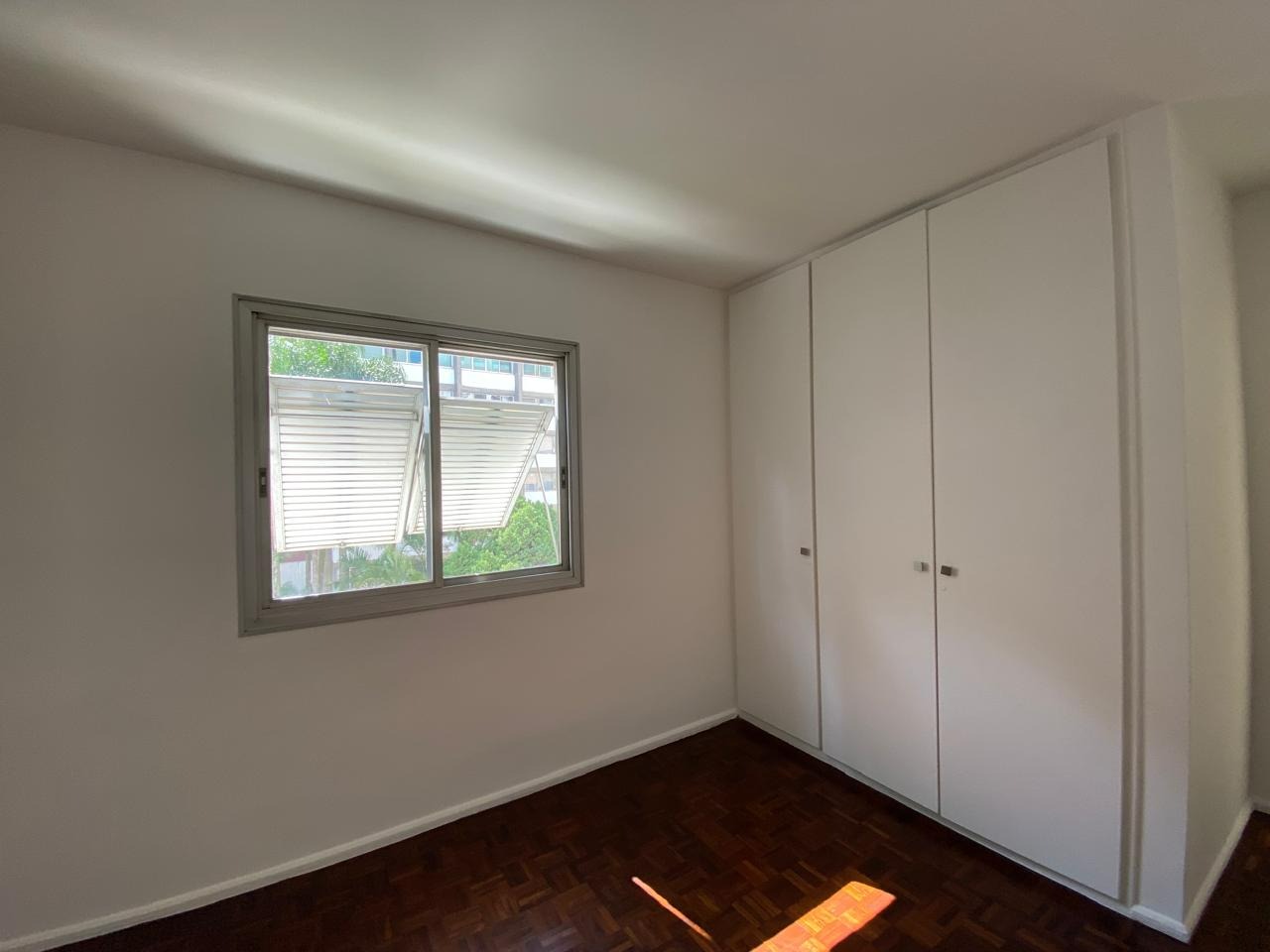 Apartamento para alugar com 3 quartos, 110m² - Foto 5