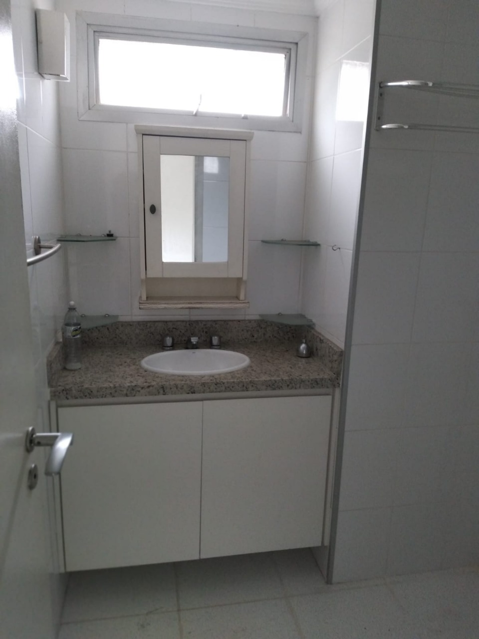 Apartamento para alugar com 1 quarto, 50m² - Foto 13