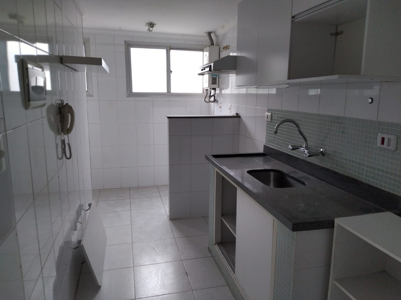 Apartamento para alugar com 1 quarto, 50m² - Foto 18