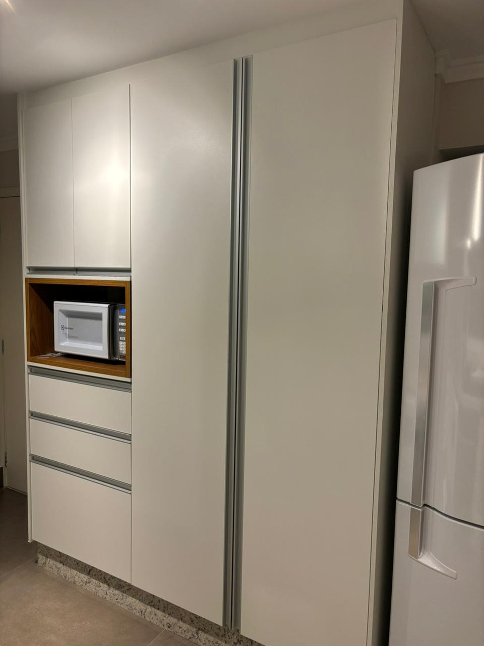 Apartamento para alugar com 3 quartos, 120m² - Foto 4