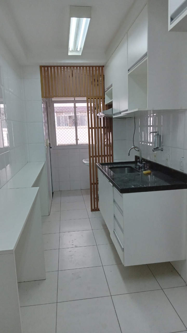 Apartamento para alugar com 3 quartos, 93m² - Foto 8