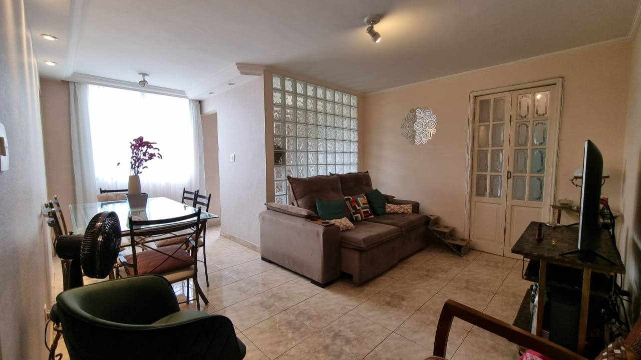 Apartamento à venda com 3 quartos, 82m² - Foto 1