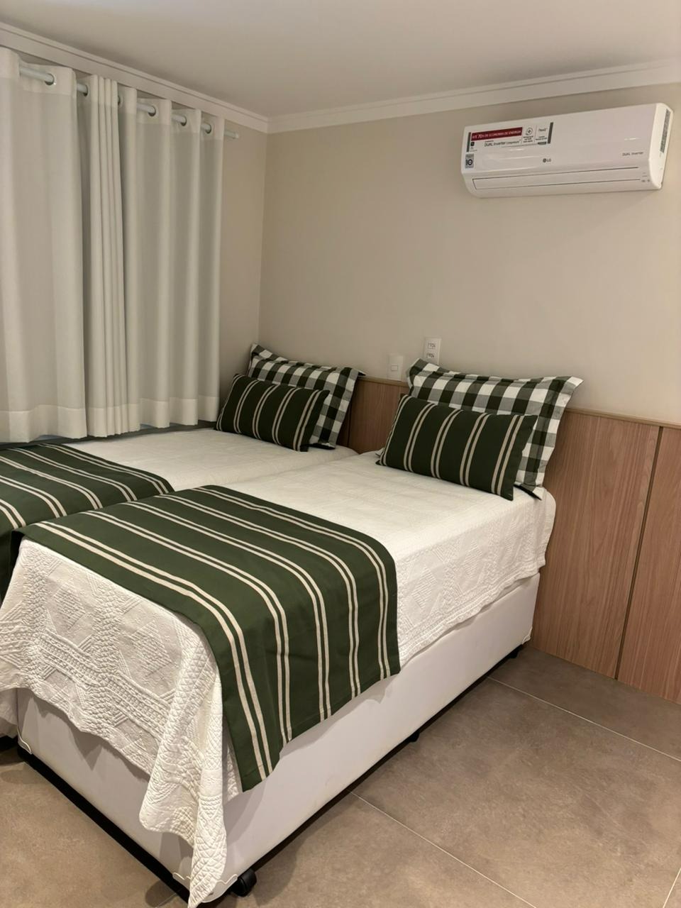 Apartamento para alugar com 3 quartos, 120m² - Foto 9