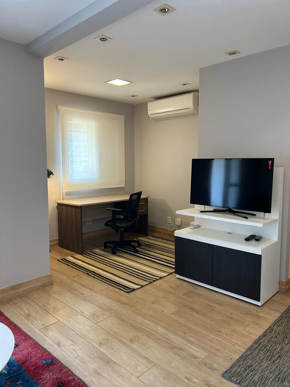 Apartamento para alugar com 2 quartos, 75m² - Foto 4