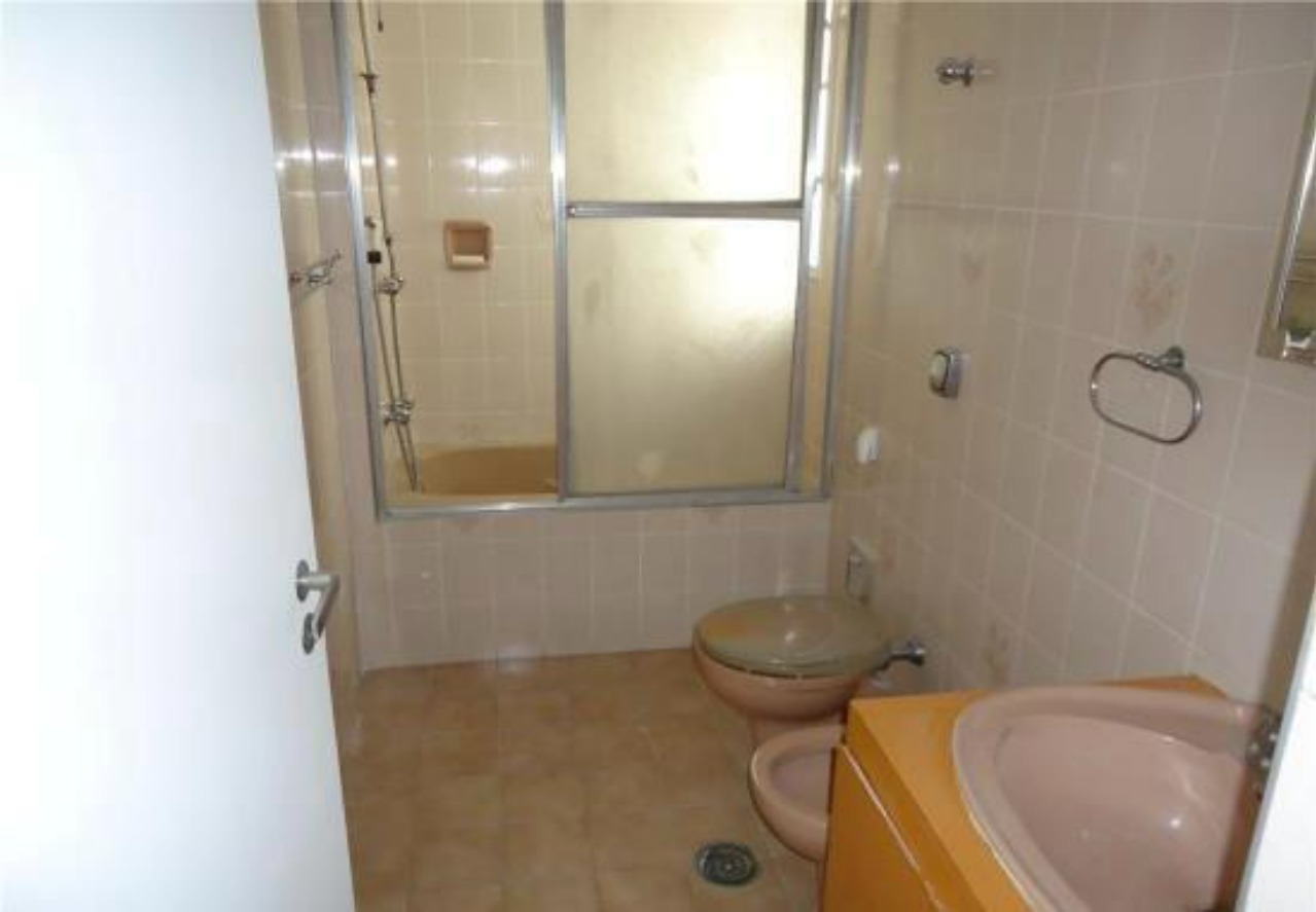 Apartamento para alugar com 3 quartos, 111m² - Foto 10