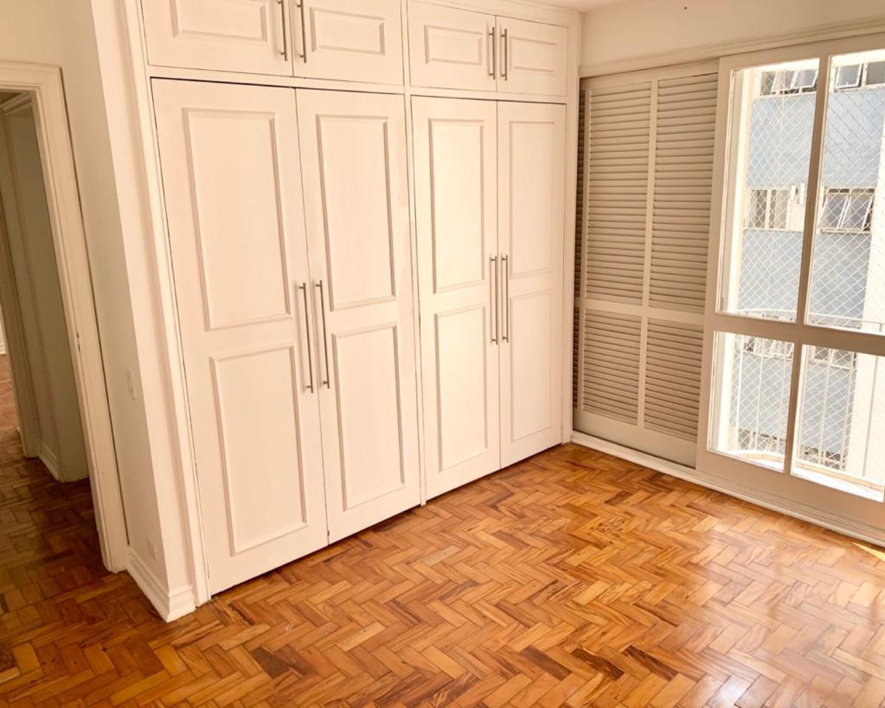 Apartamento para alugar com 4 quartos, 250m² - Foto 6