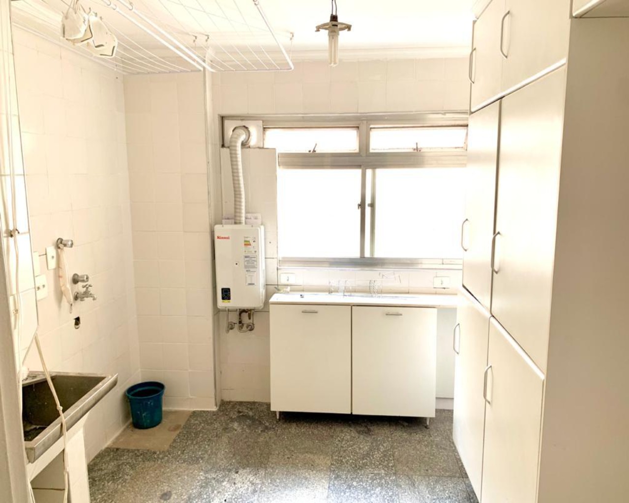 Apartamento para alugar com 4 quartos, 250m² - Foto 14