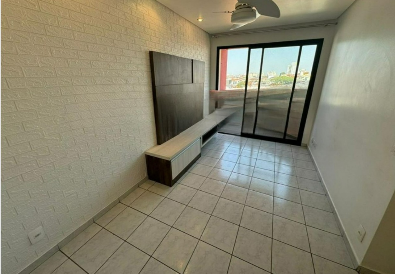 Apartamento à venda com 3 quartos, 70m² - Foto 1