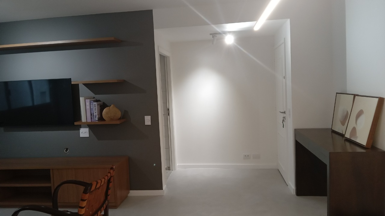 Apartamento para alugar com 2 quartos, 70m² - Foto 4