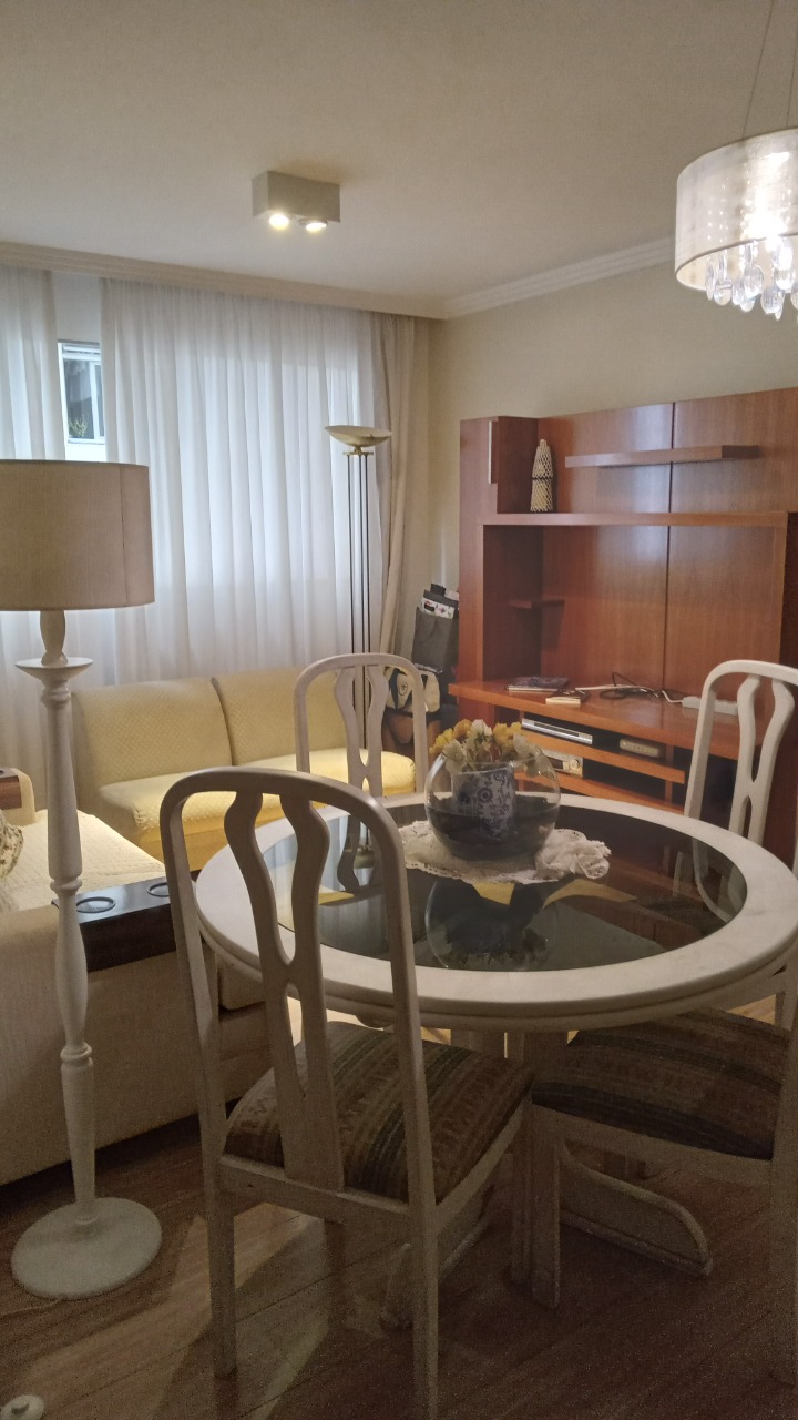 Apartamento à venda com 2 quartos, 70m² - Foto 16