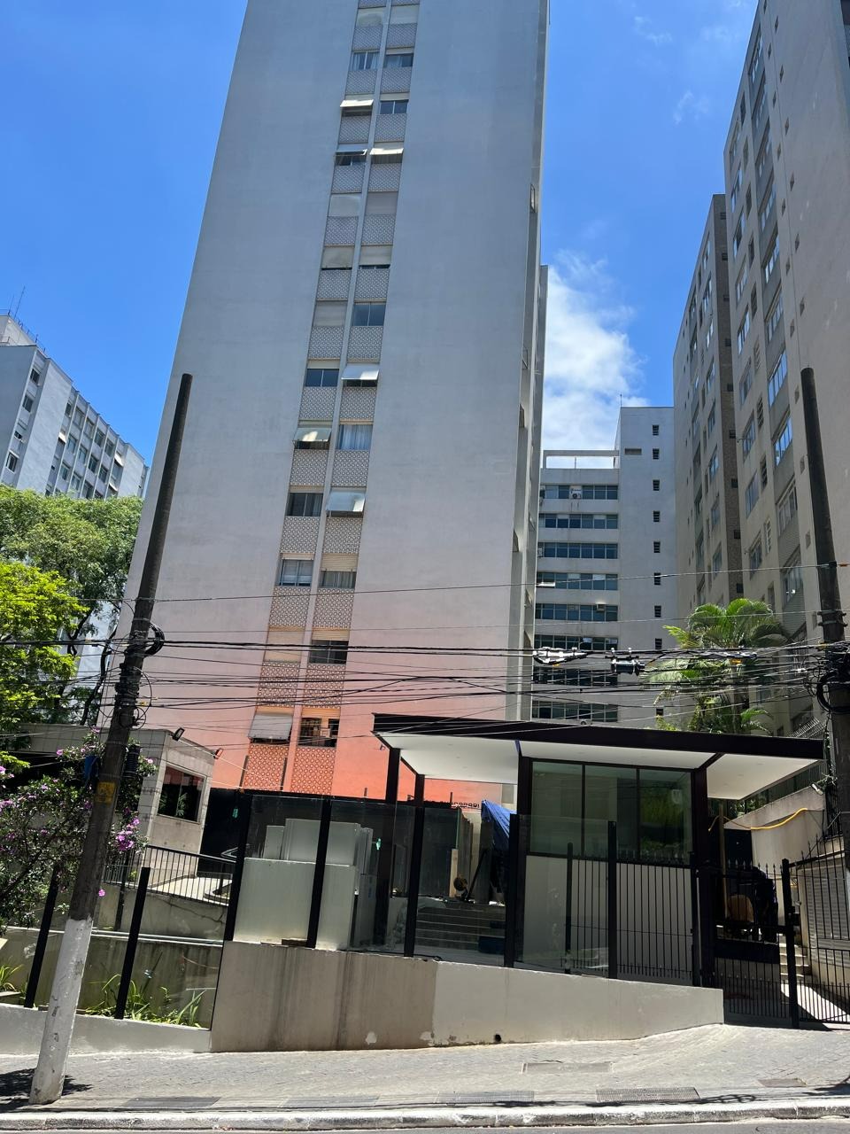 Apartamento para alugar com 3 quartos, 105m² - Foto 28