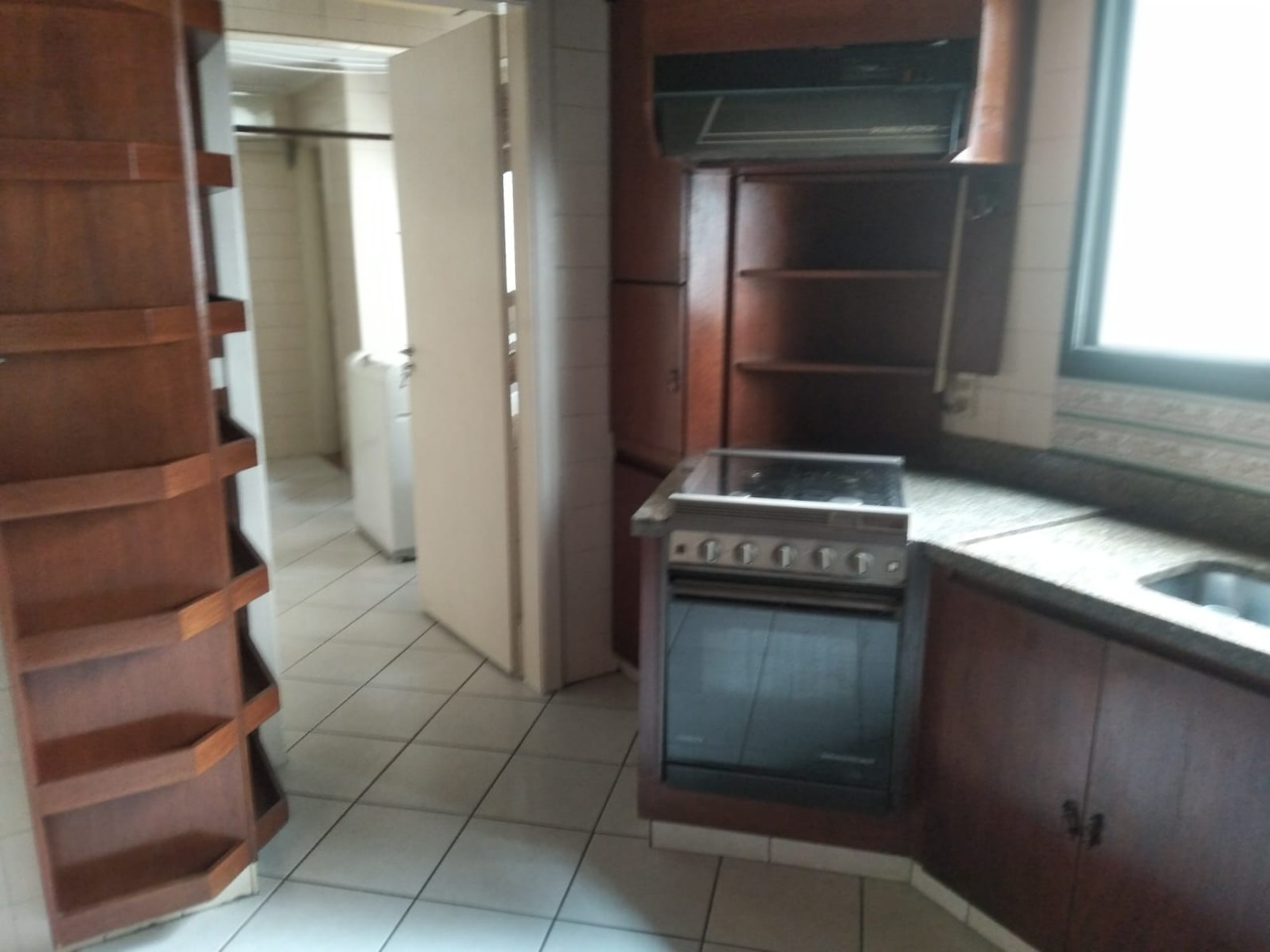 Apartamento para alugar com 3 quartos, 156m² - Foto 23