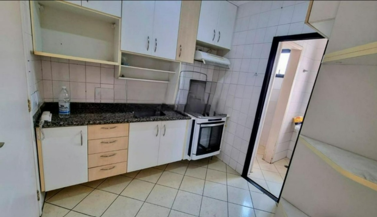 Apartamento à venda com 3 quartos, 70m² - Foto 6