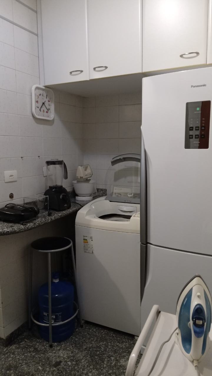 Apartamento à venda com 2 quartos, 70m² - Foto 17