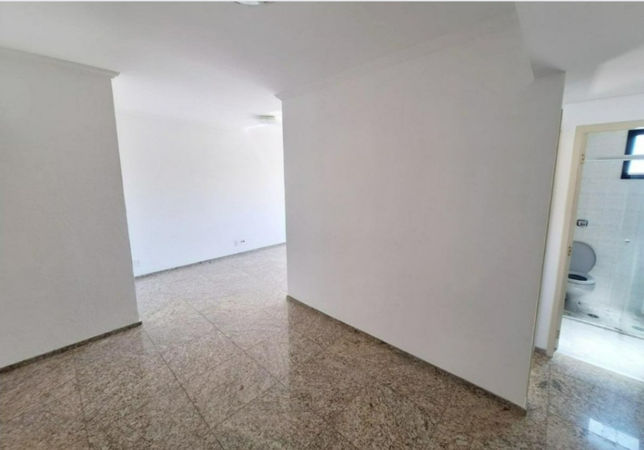 Apartamento à venda com 3 quartos, 70m² - Foto 4