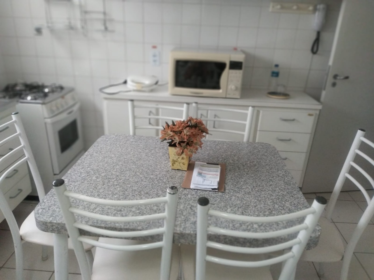 Apartamento para alugar com 2 quartos, 85m² - Foto 21