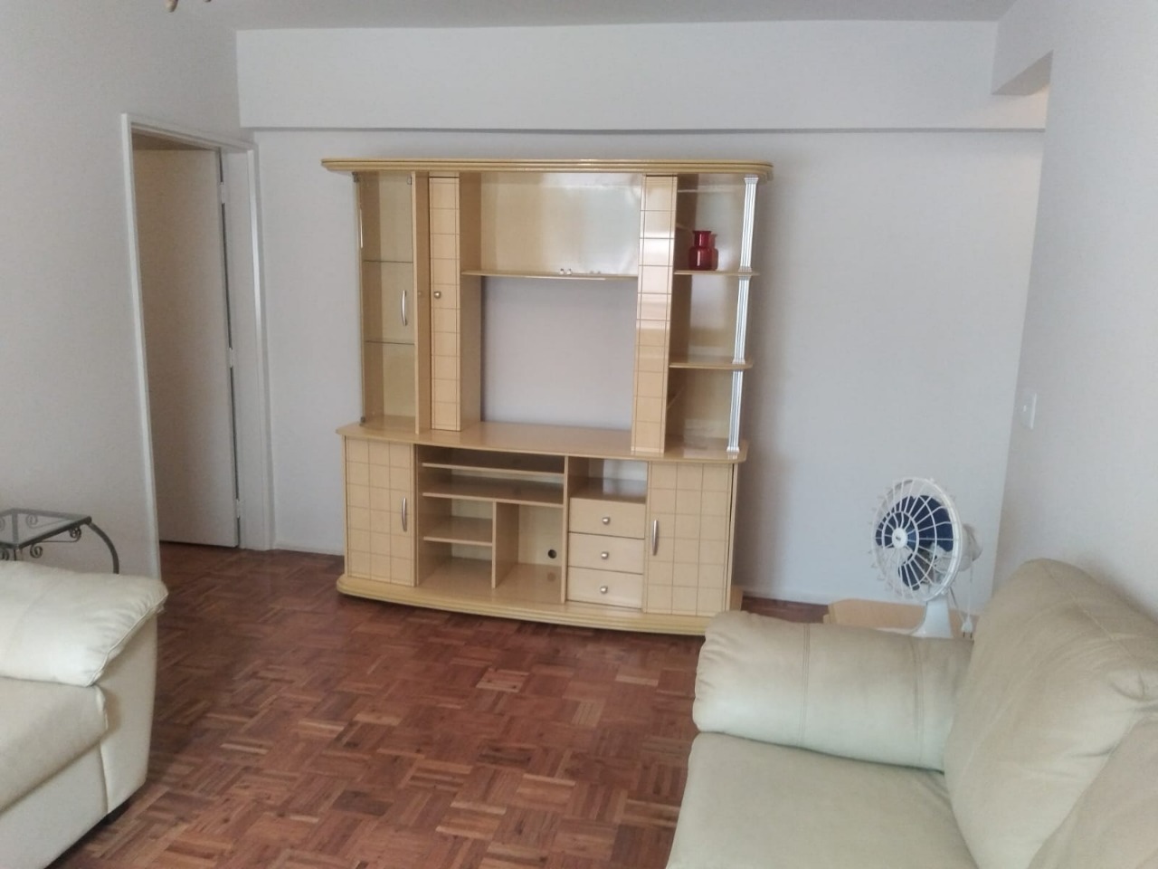 Apartamento para alugar com 2 quartos, 85m² - Foto 2