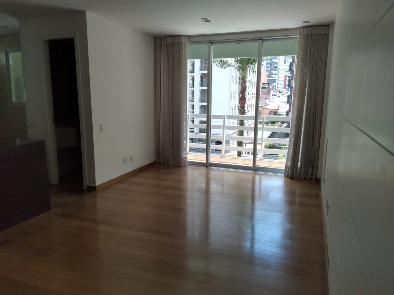 Apartamento para alugar com 2 quartos, 95m² - Foto 5