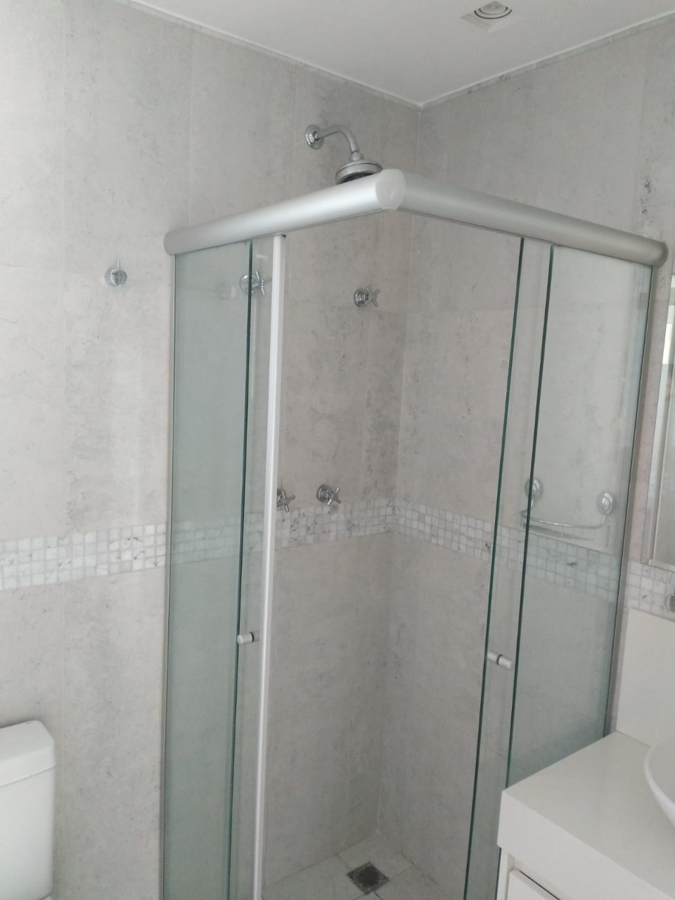 Apartamento para alugar com 2 quartos, 95m² - Foto 46