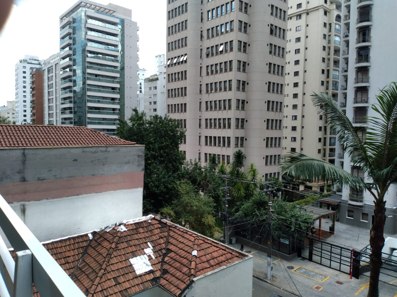 Apartamento para alugar com 2 quartos, 95m² - Foto 10