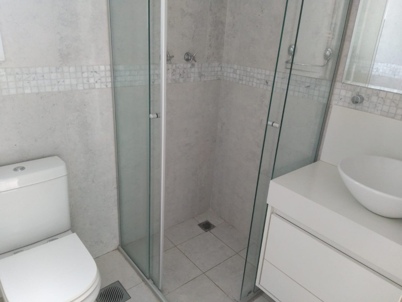 Apartamento para alugar com 2 quartos, 95m² - Foto 44