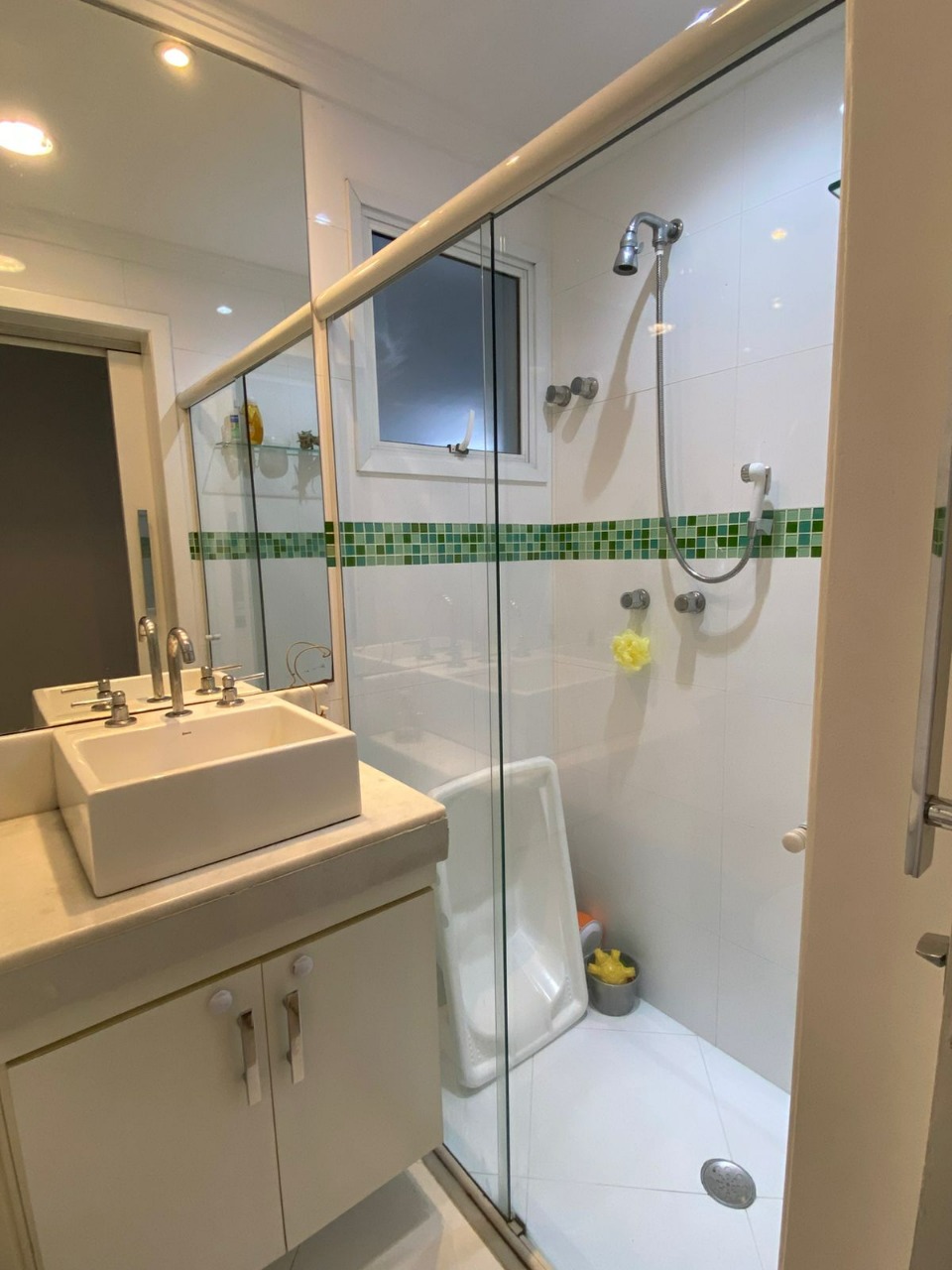 Apartamento para alugar com 2 quartos, 62m² - Foto 22