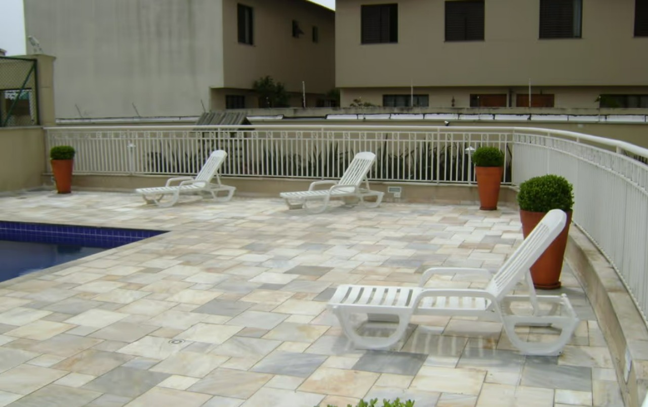 Apartamento para alugar com 2 quartos, 62m² - Foto 30