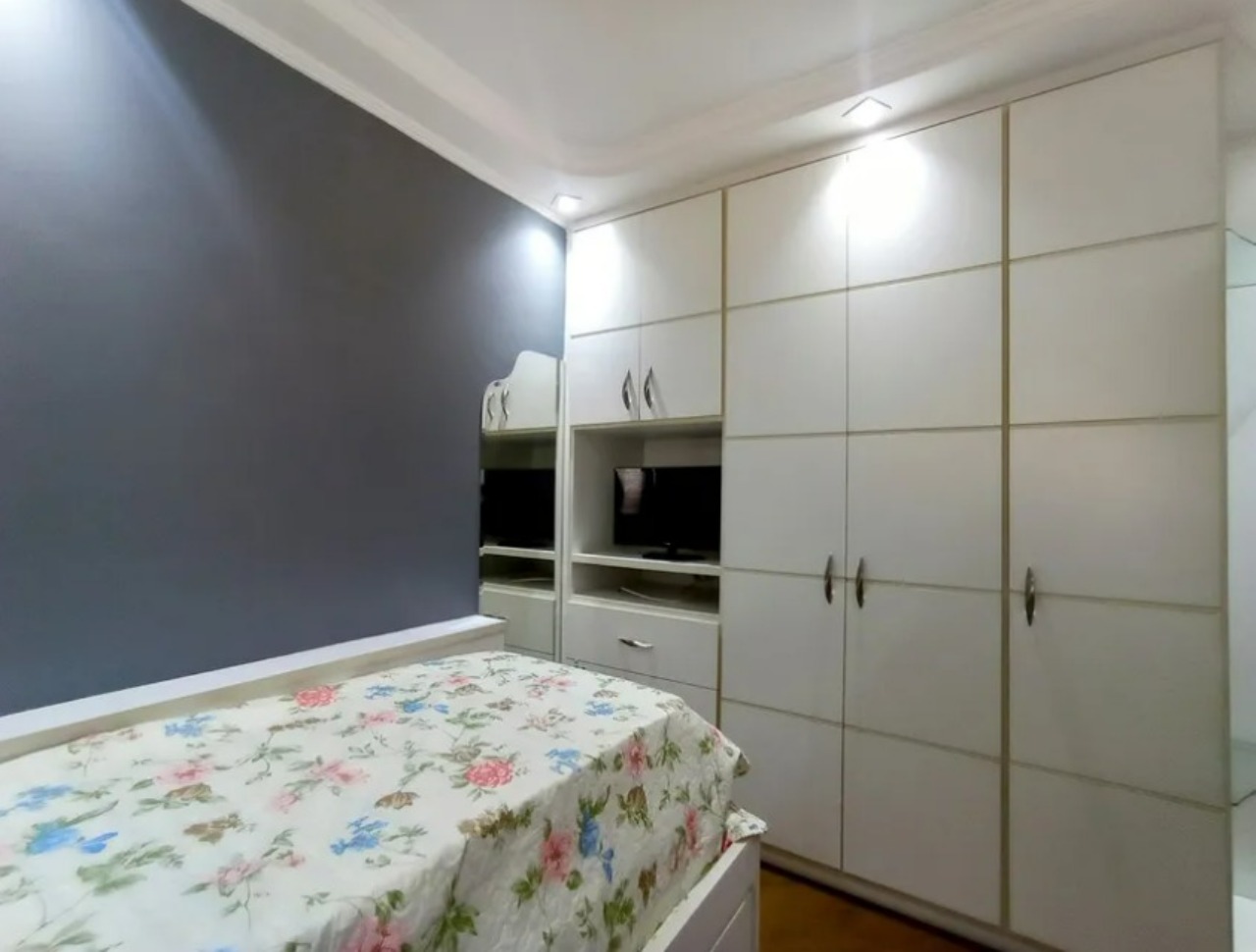 Apartamento à venda com 3 quartos, 125m² - Foto 23