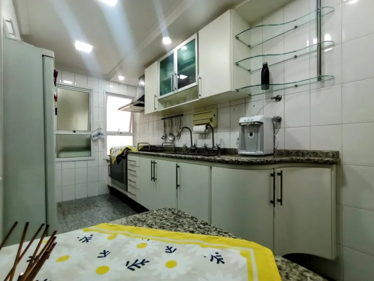 Apartamento à venda com 3 quartos, 125m² - Foto 9